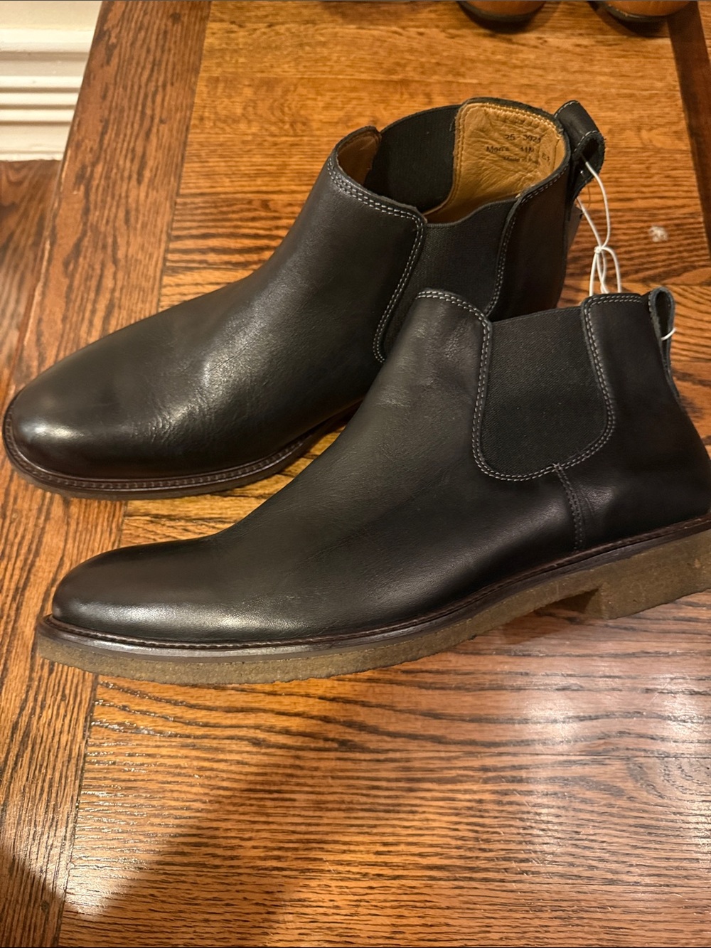 Johnston & Murphy Men's Black Leather Chelsea Boots - Sleek Slip-On Style 11 new